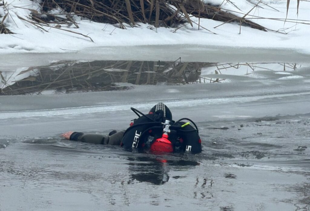 Căutări contracronometru în Gherla: copil căzut în râul Someș, pompierii și scafandrii intervin