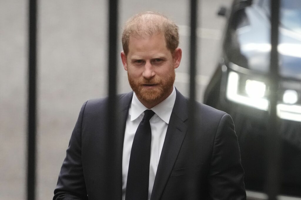 Prințul Harry va depune mărturie mai devreme într-un proces de amploare împotriva editorului Daily Mail