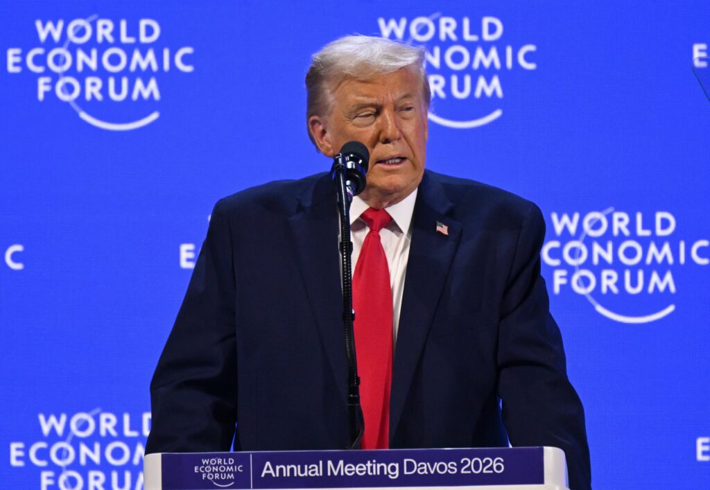 Donald Trump a anunțat că se întâlnește cu Volodimir Zelenski la Davos pentru discuții despre războiul din Ucraina