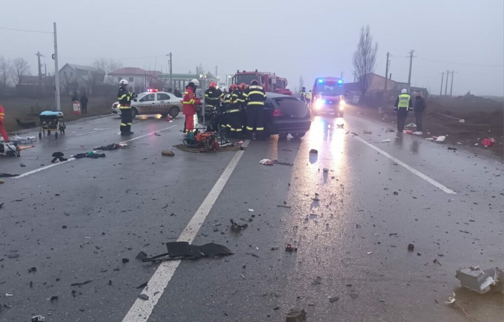 Accident grav în județul Neamț, pe E85: un mort și cinci răniți