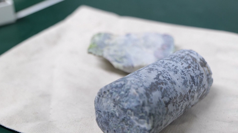 Descoperire majoră în geologie: Un mineral nou, confirmat într-unul dintre cele mai bogate zăcăminte metalifere din lume