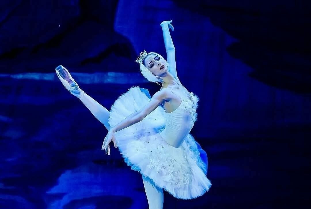 Balerina Ganna Muromtseva debutează la București în „Lacul lebedelor”, pe 2 februarie, la Sala Palatului