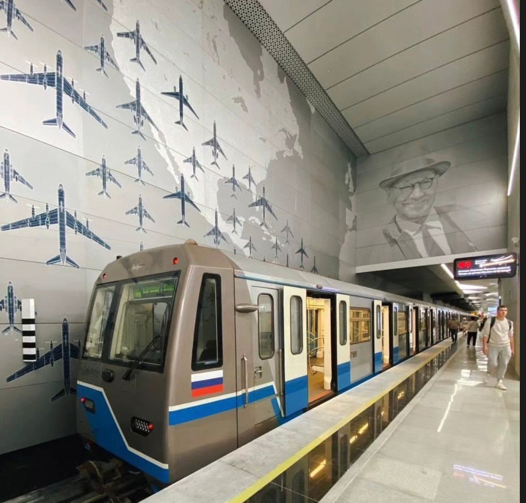 Metroul din Moscova introduce vagoanele Moskva-2026