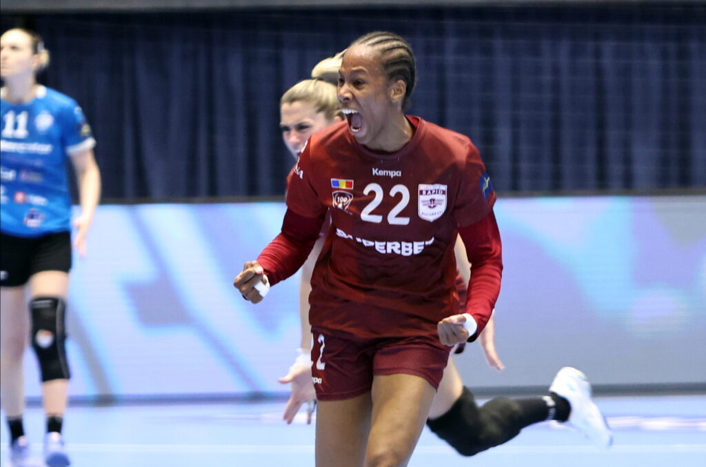 Orlane Kanor, interul din naționala Franței de handbal, revine la Rapid București din vara lui 2026