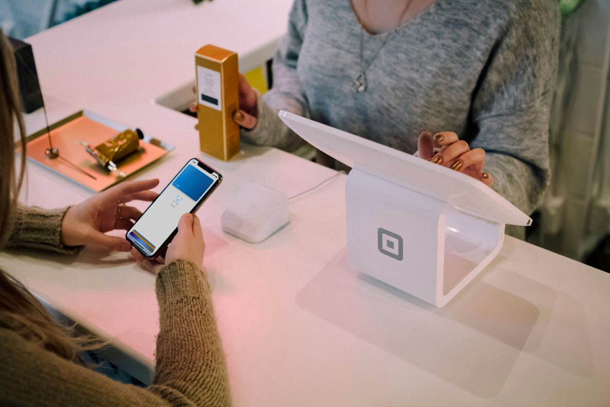 Prețul ascuns al plății contactless