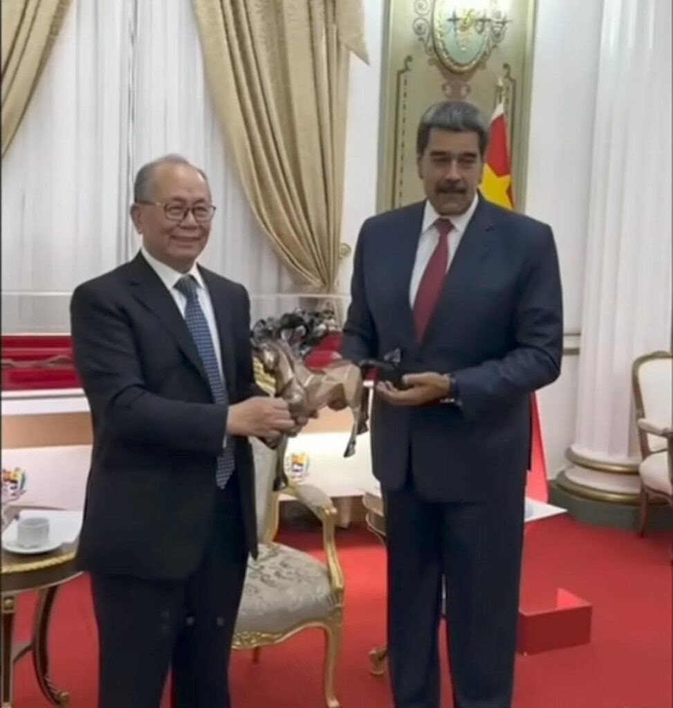 China cere eliberarea imediată a lui Maduro și acuză SUA de încălcarea dreptului internațional
