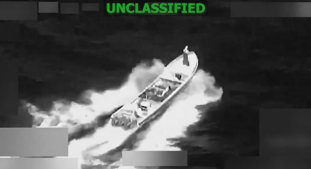 Armata SUA anunță că a atacat o nouă ambarcațiune în estul Pacificului. Două persoane, ucise