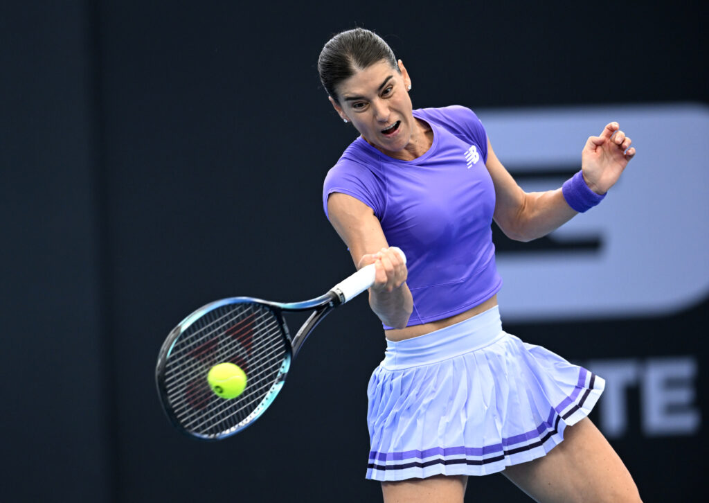 Sorana Cîrstea o învinge pe Eva Lys și avansează în turul secund la Australian Open