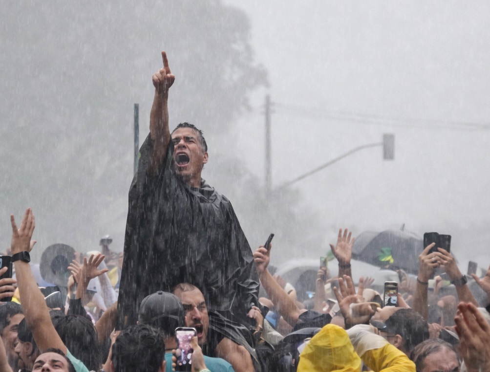 Trăsnet la un miting pro-Bolsonaro în Brasilia: 89 de susținători răniți