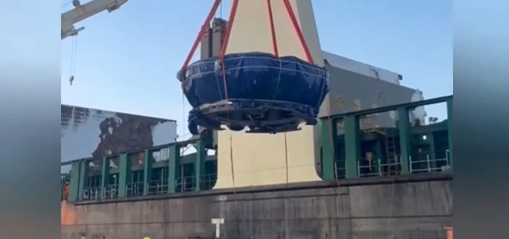 Pistol: „Uriașul” care va străpunge munții a ajuns în România