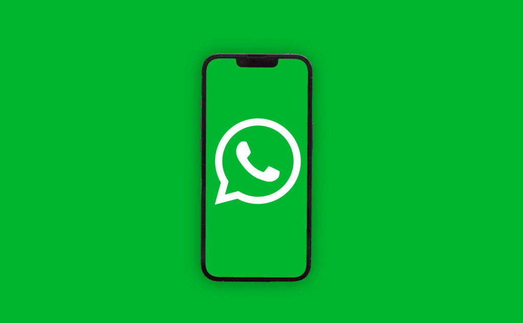 WhatsApp revine la vechile obiceiuri: Aplicația va avea reclame sau abonament