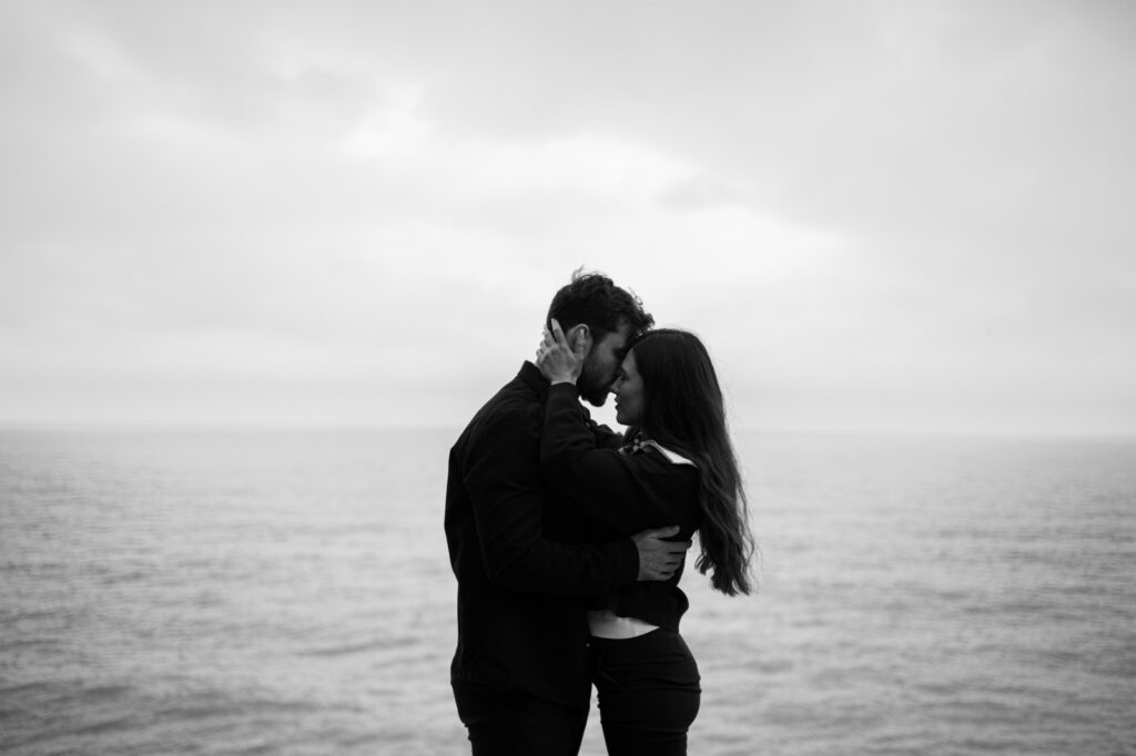 „Acel martie”, thrillerul româno-spaniol al lui Iura Luncașu, intră în cinematografe din 4 martie, cu Esther Acebo și Costas Mandylor în distribuție