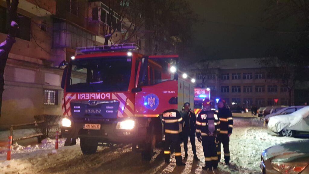 Explozie urmată de incendiu într-un apartament din Zalău: nouă răniți