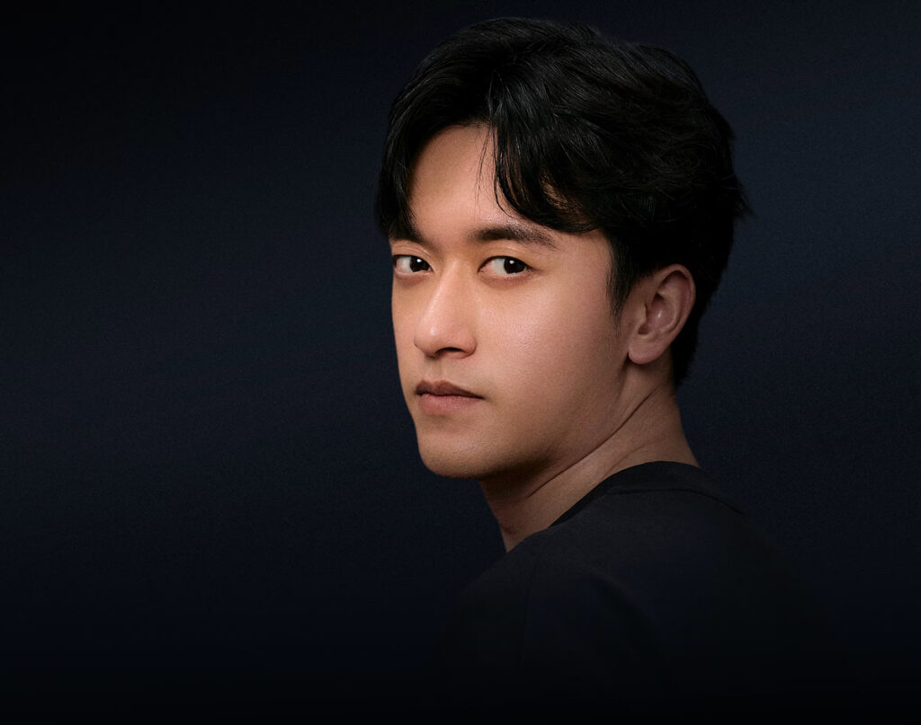 Zhou Guanyu se alătură echipei Cadillac ca pilot de rezervă pentru debutul din Formula 1 în 2026