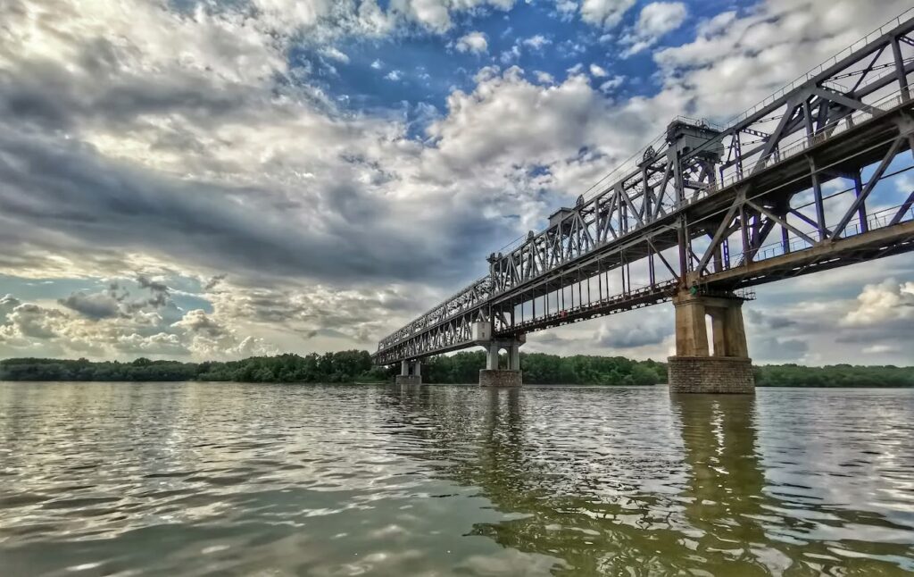 Circulație mai rapidă pe podul Giurgiu–Ruse în vacanța de schi, după ajustarea semafoarelor