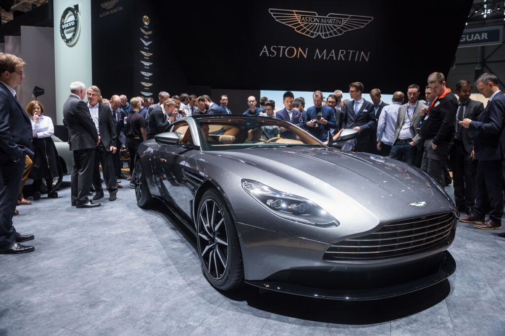 Aston Martin reduce cu 20% numărul de angajați, pe fondul tarifelor americane și al cererii slabe din China