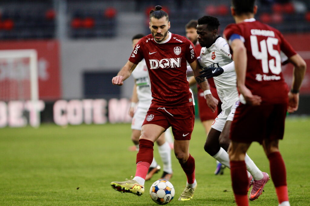 CFR Cluj câștigă la Sibiu și urcă pe loc de play-off