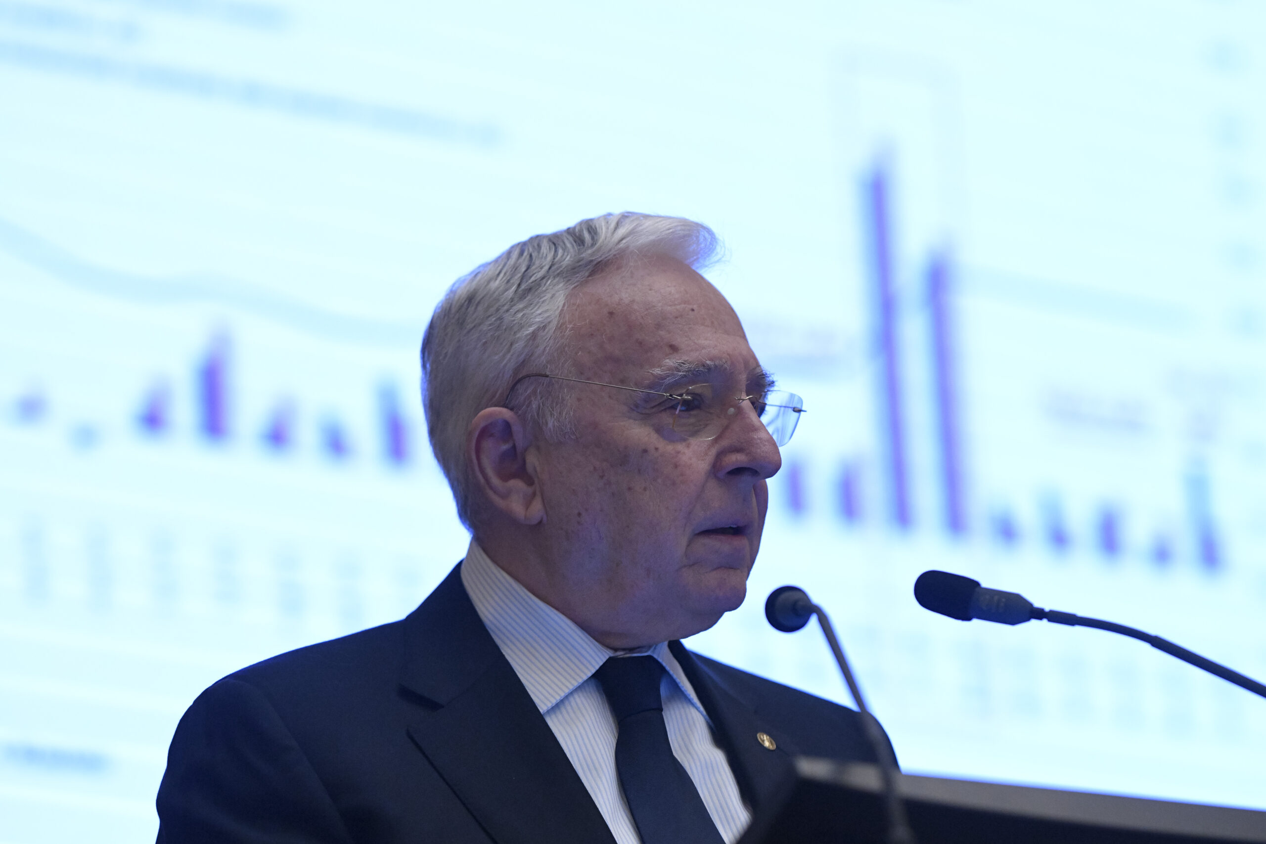 Atenție! BNR avertizează asupra unei fraude deepfake