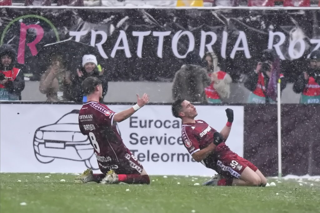 Unirea Slobozia-Rapid București încheie luni etapa a 29-a a Superligii