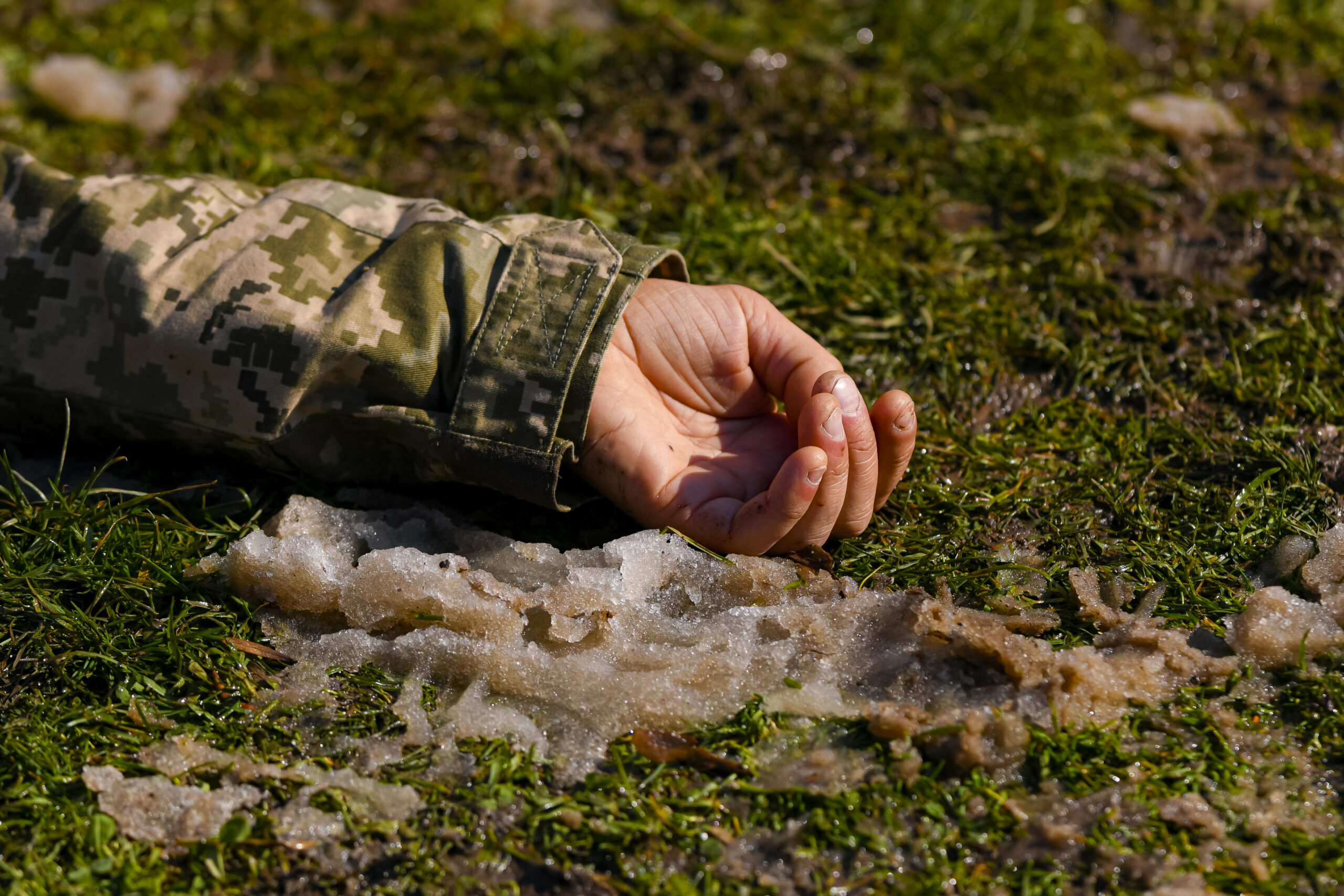 Poza pentru articolul Trei persoane au murit în Ucraina în urma atacurilor aeriene și un copil a murit în Rusia