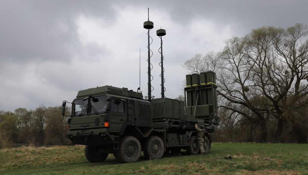 Apărare antiaeriană „Made in Europe”: poate sistemul german IRIS-T să devină alternativa la Patriot?