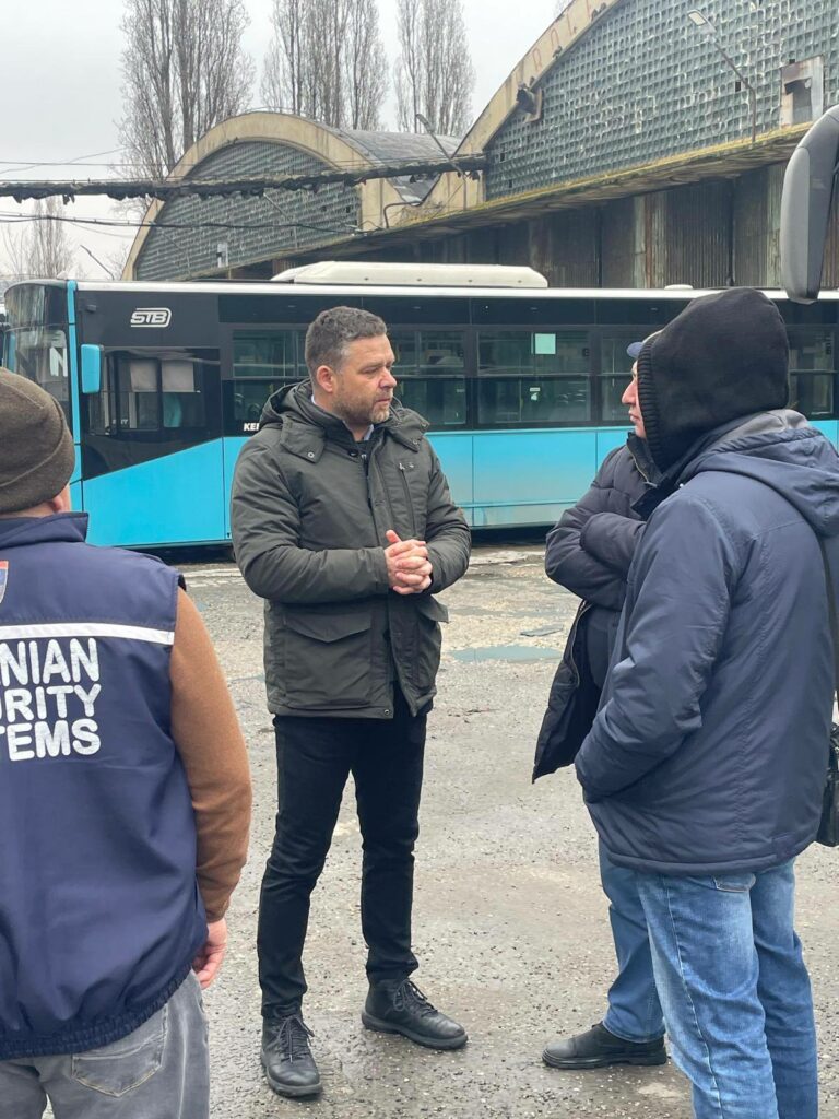 Ciucu, vizită neanunțată la o autobază STB: Condițiile sunt execrabile