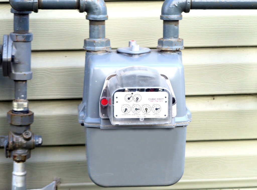 Facturile la gaze ar putea crește de la 1 aprilie. Avertisment: comparatorul ANRE poate induce în eroare