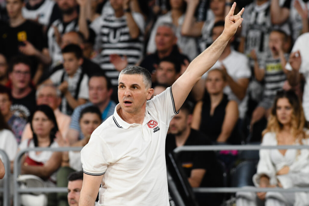 Antrenorul Cristian Achim anunță că se retrage de pe banca tehnică a echipei de baschet masculin CSM Oradea la finalul sezonului