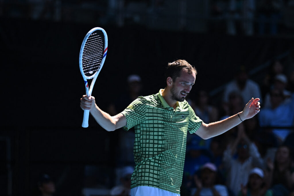 Daniil Medvedev trece de Felix Auger-Aliassime și este primul finalist la turneul ATP de la Dubai