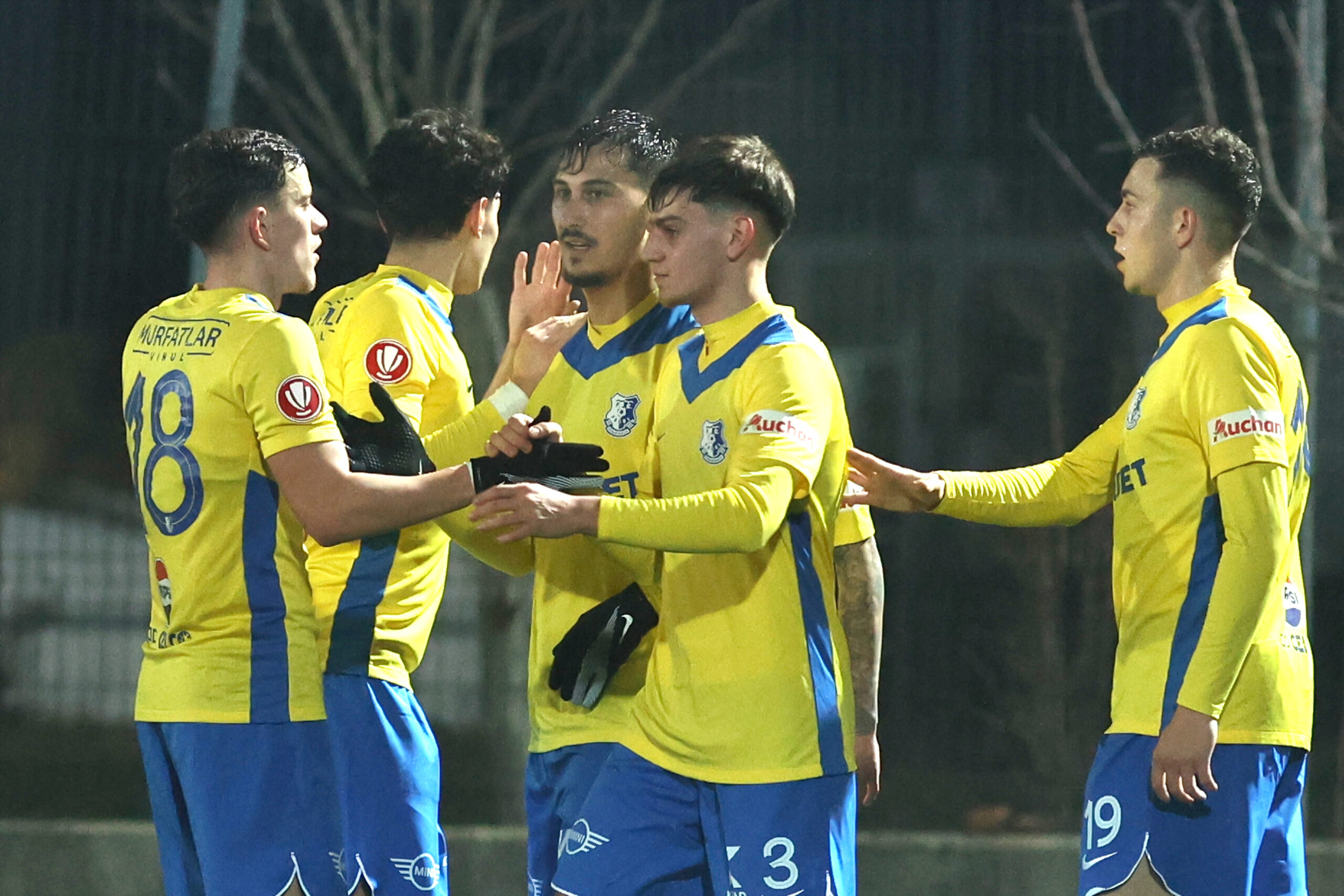 Poza pentru articolul Farul a câștigat cu Rapid, scor 3-1, în etapa 27 din Superliga