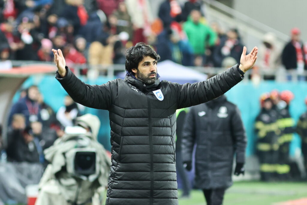 Farul Constanța, cu trei fotbaliști în echipa etapei a 27-a din Superliga de fotbal. Tehnicianul Craiovei, Filipe Coelho, desemnat antrenorul rundei