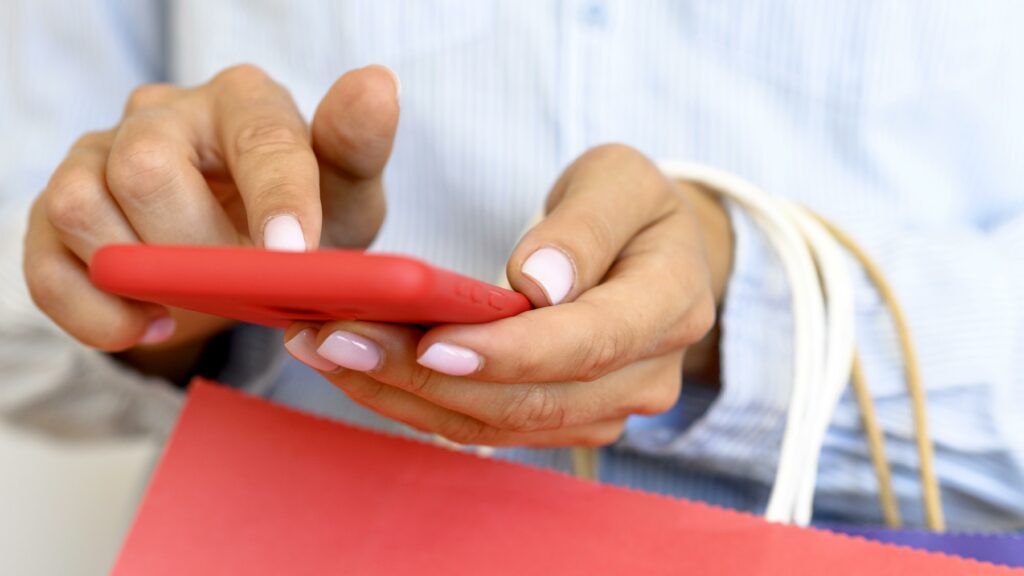 Prezervative de la Jocurile Olimpice, vândute cu peste 100 de euro pe Vinted după penuria din satele sportivilor