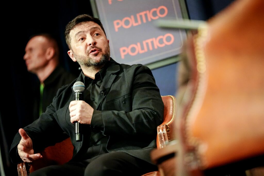 „Sunt mai tânăr. Nu mai are mult timp la dispoziție”. Zelenski își compară vârsta cu cea a lui Putin