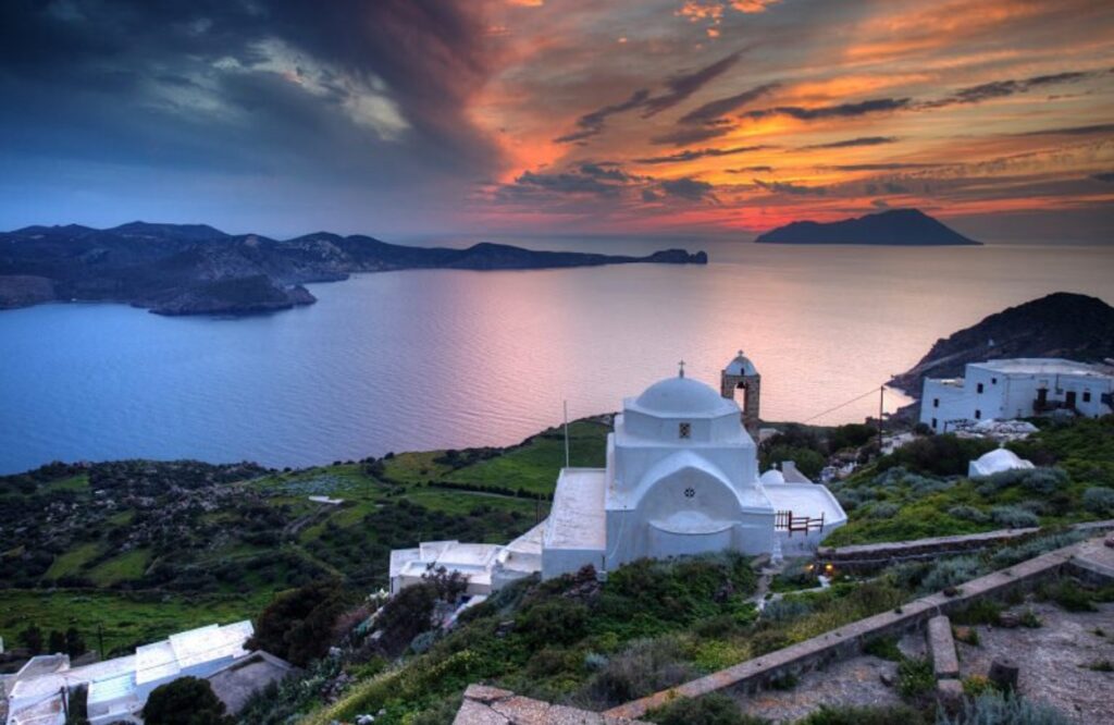 Grecia riscă să piardă un peisaj unic în lume: insula Milos sub asediul dezvoltării imobiliare