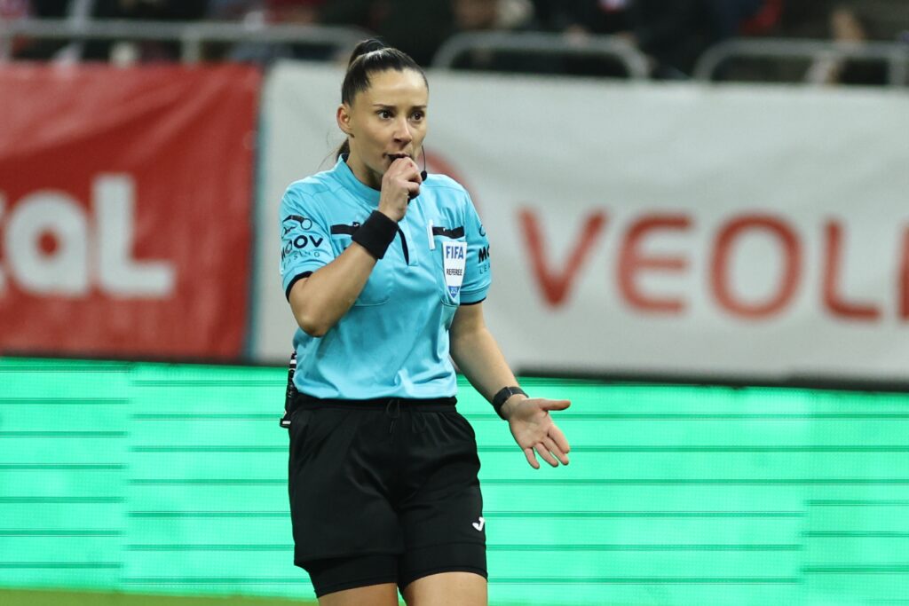 Iuliana Demetrescu va arbitra în play-off-ul UEFA Women’s Champions League