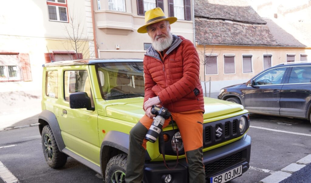 Omul care nu există dar există / Jeno Major aleargă mereu după lumină