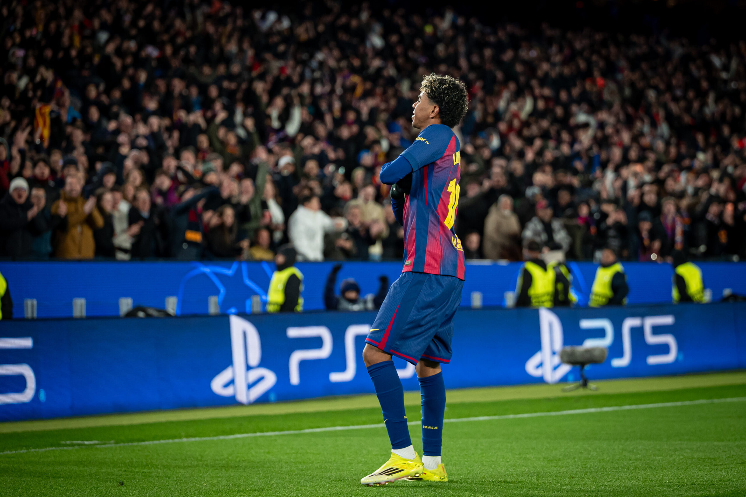 Poza pentru articolul FC Barcelona s-a calificat cu emoții în semifinalele Cupei Regelui