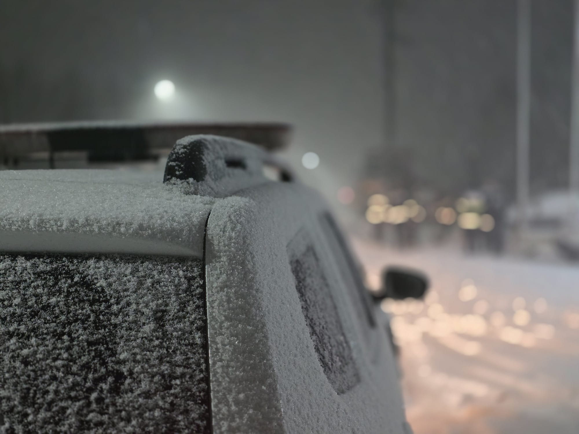 număr triplu de apeluri la 112, cele mai multe între orele 7-8