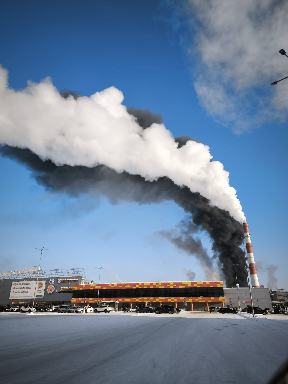 Explozii la rafinăria Lukoil din nordul Rusiei