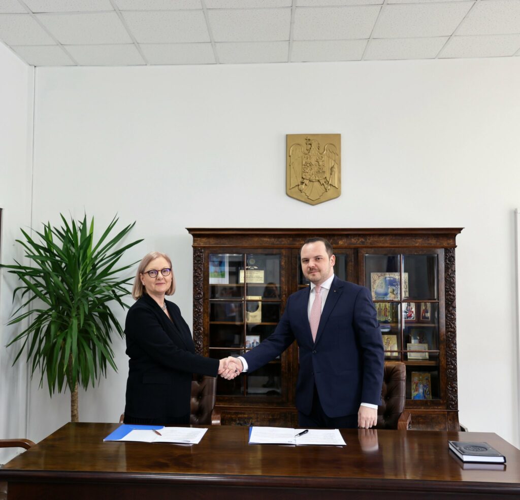 Apelurile copiilor la 116 111 au crescut cu 73%: Ministerul Sănătății semnează protocol cu Telefonul Copilului