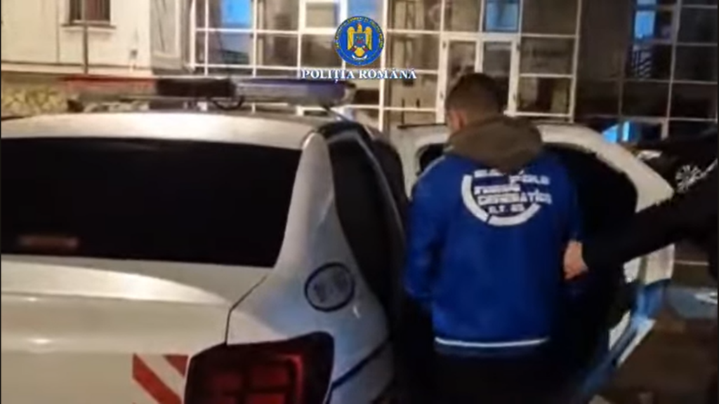 Tâlhărie la o sală de jocuri din Brașov: Trei bărbați au furat 12.000 de lei