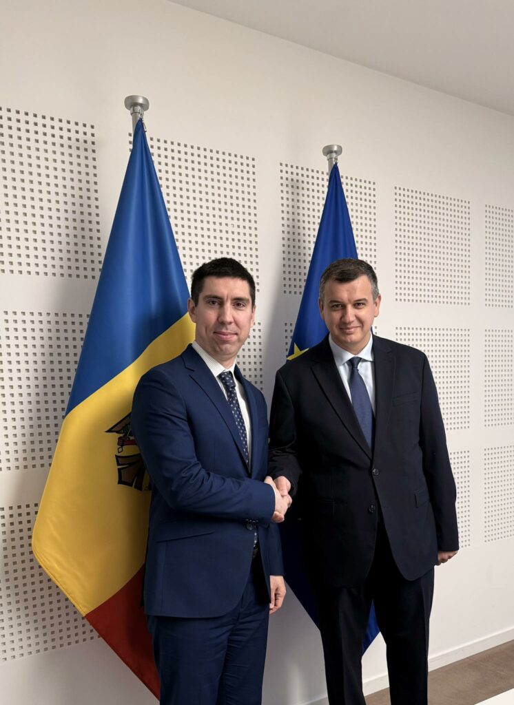 Eugen Tomac, discuții cu ministrul de Externe de la Chișinău despre românii ale căror cărți de identitate au fost anulate