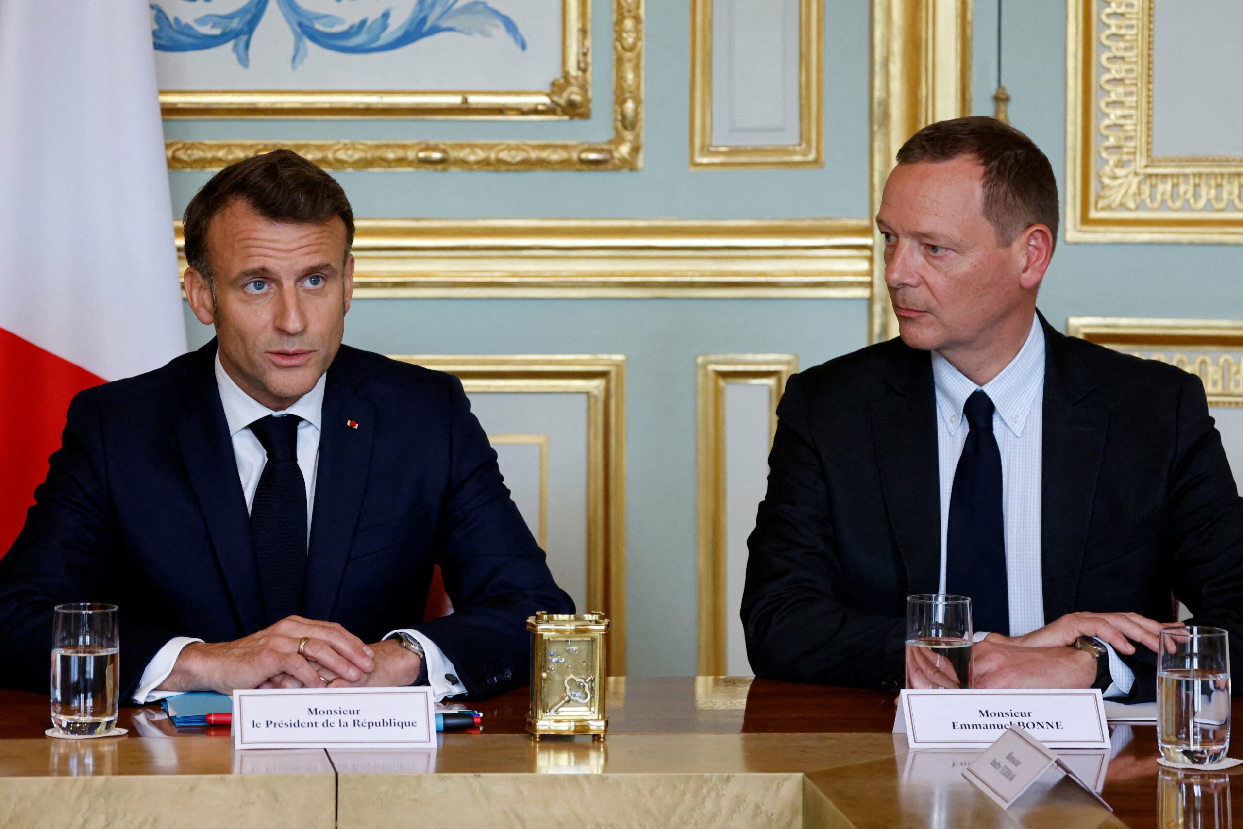 Consilierii lui Macron, înjurați la Kremlin