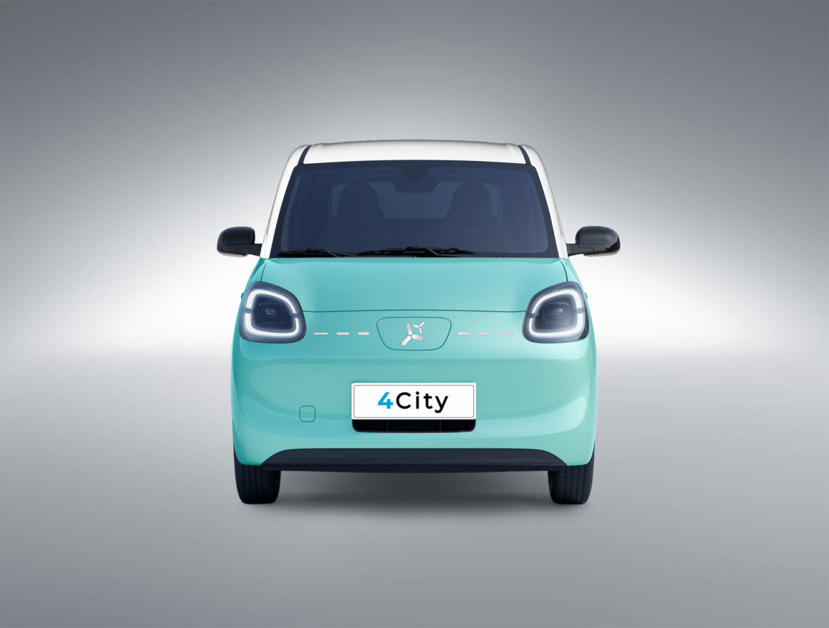 O companie românească a lansat o mașină electrică urbană