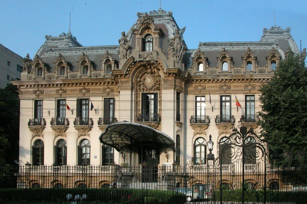 Ministrul Culturii trimite corpul de control la Muzeul „George Enescu”, după sesizări privind patrimoniul de tezaur