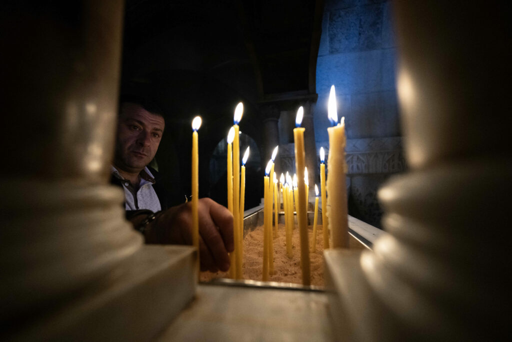 Săptămâna Mare în Spania: procesiuni și ramuri de palmier. Antonio Banderas s-a alăturat mulțimii