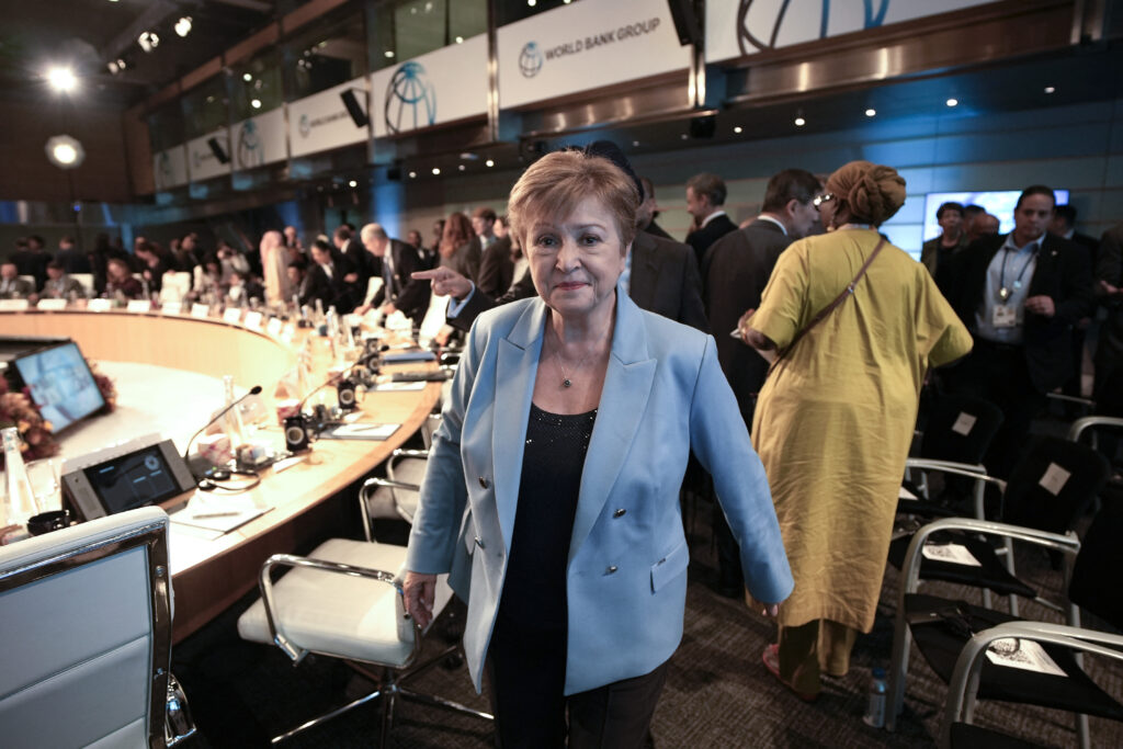 FMI, avertisment dur: războiul din Orientul Mijlociu lovește direct în portofele