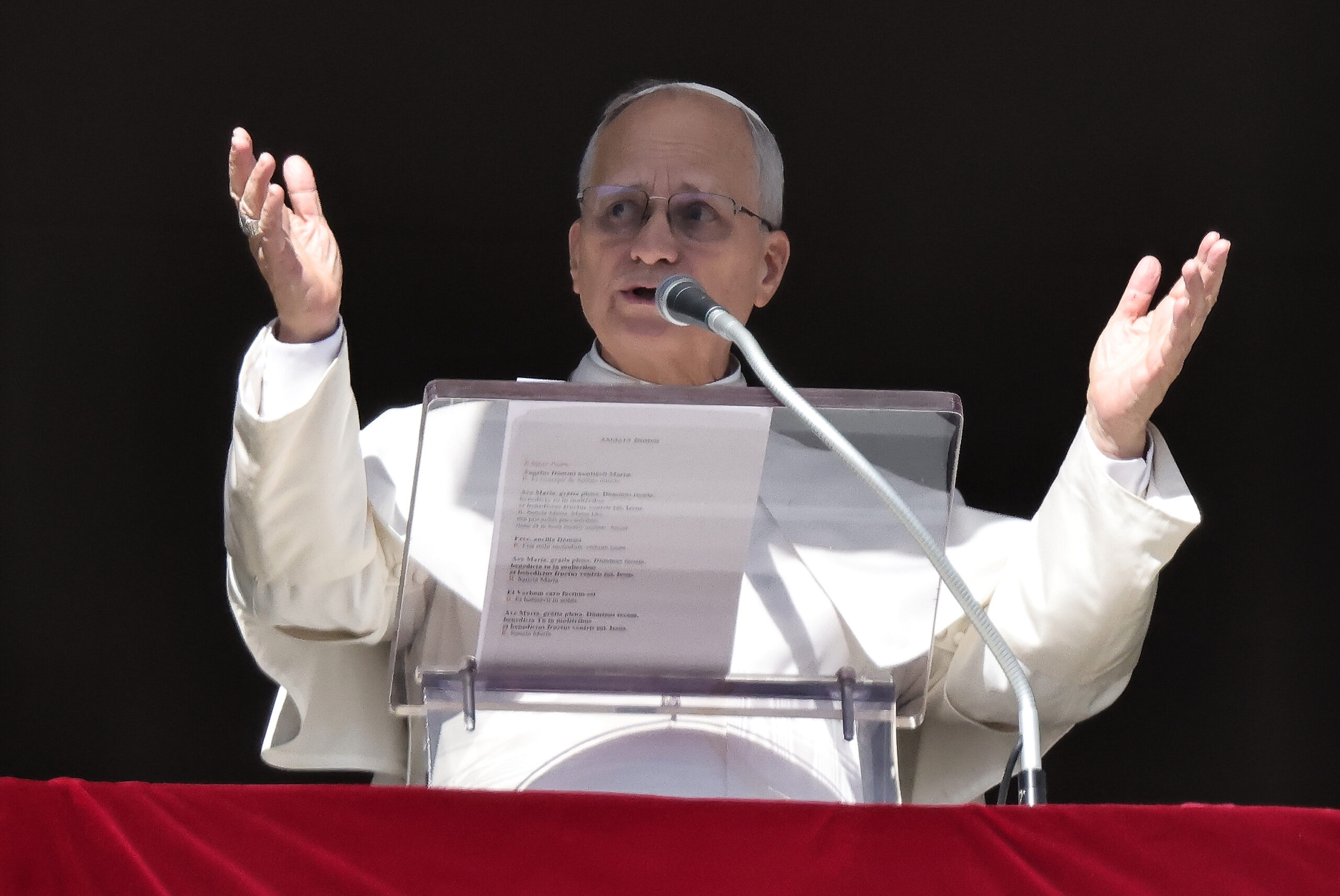 Papa Leon face apel la încetarea bombardamentelor din Orientul Mijlociu