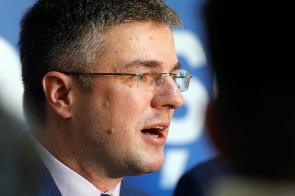 Guvernul pregătește un OUG prin care statul poate interveni pentru salvarea activelor strategice