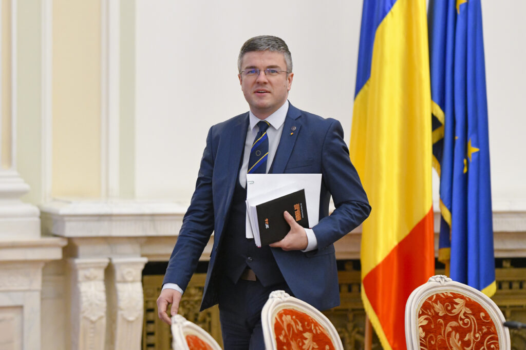 Ministerul Economiei lansează apelul pentru pentru proiecte în domeniul inteligenței artificiale și semiconductorilor